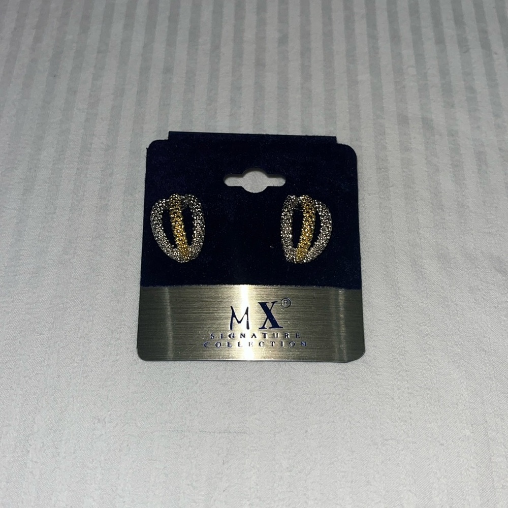 NEW mx signature collection earrings